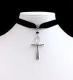 Cross choker necklace